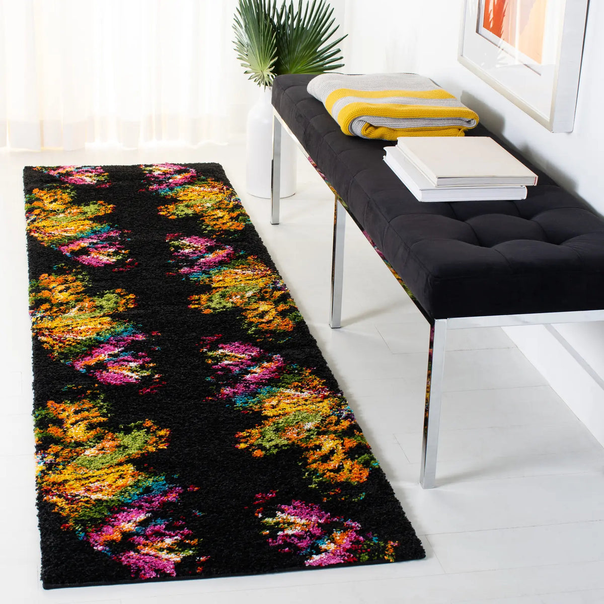 Safavieh Fiesta Shag 2'-3" x 8'-0" Rug in Black / Yellow