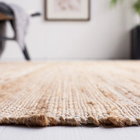 Safavieh Natura 4'-0" x 6'-0" Rug in Natural / Ivory