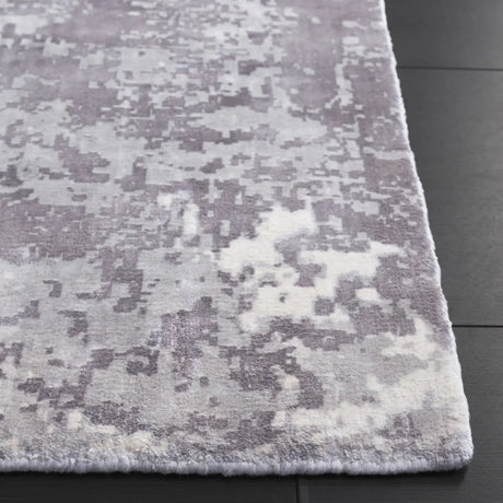 Safavieh Mirage 4'-0" x 6'-0" Rug in Grey
