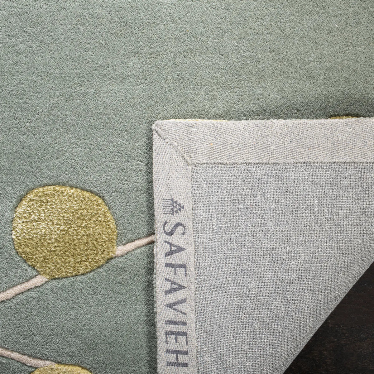 Safavieh Soho 3'-6" x 5'-6" Rug in Light Blue / Gold