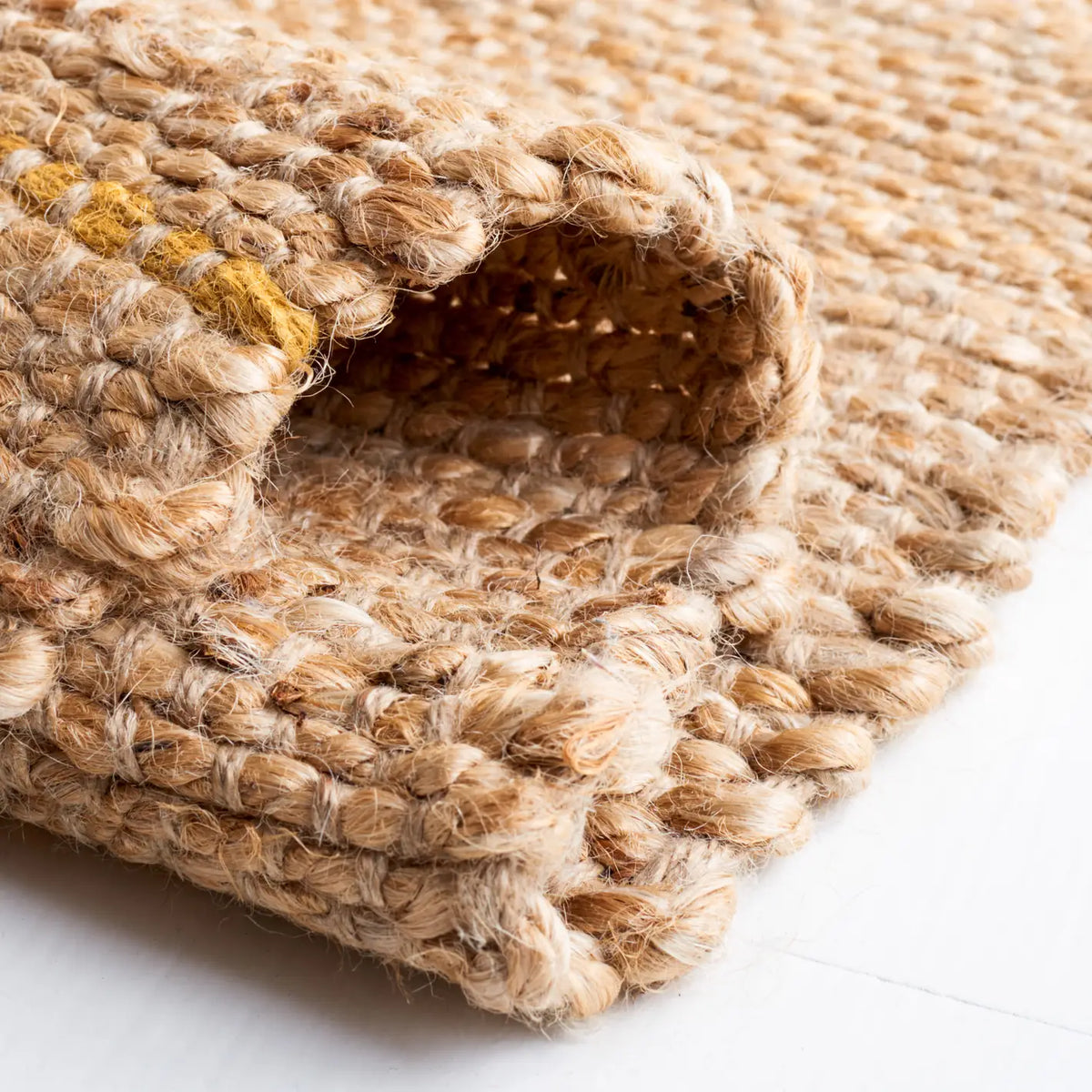 Safavieh Natural Fiber 4'-0" x 6'-0" Rug in Gold / Natural