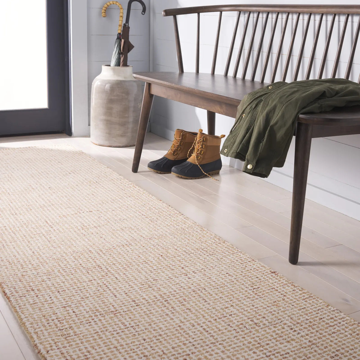 Safavieh Martha Stewart 2'-3" x 8'-0" Rug in Rust / Ivory