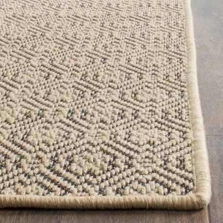 Safavieh Palm Beach 2'-0" x 8'-0" Rug in Natural / Black