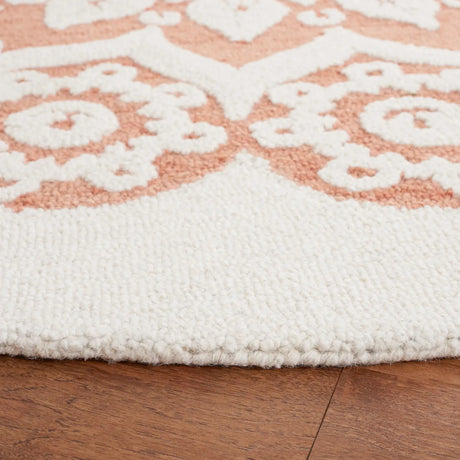 Safavieh Blossom 6'-0" x 6'-0" Rug in Ivory / Pink