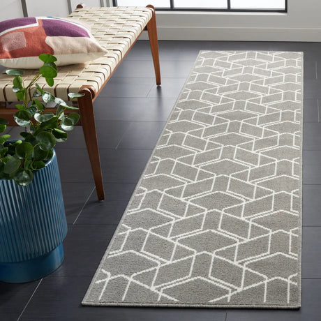 Safavieh Pyramid 2'-2" x 8'-0" Rug in Grey / Ivory