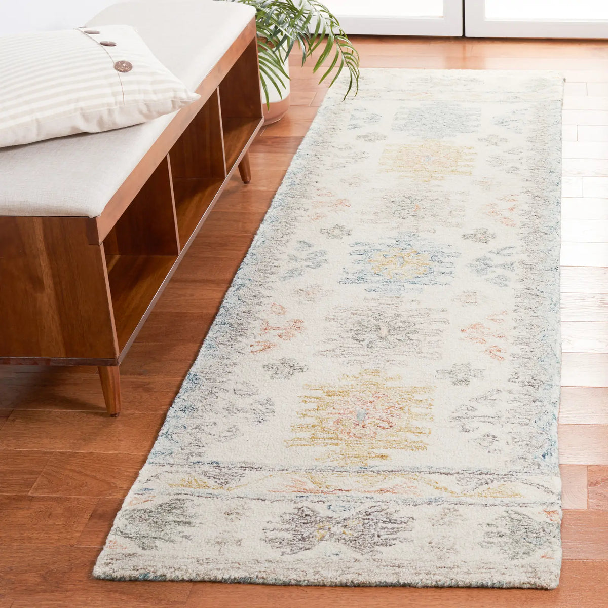 Safavieh Micro-Loop 2'-3" x 8'-0" Rug in Ivory / Blue