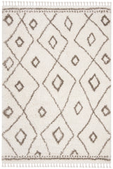 Safavieh Moroccan Fringe Shag 4'-0" x 6'-0" Rug in Ivory / Beige
