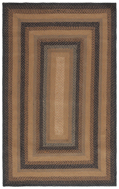 Safavieh Braided 4'-0" x 6'-0" Rug in Natural / Sage