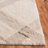 Safavieh Easy Care 4'-0" x 6'-0" Rug in Ivory / Beige