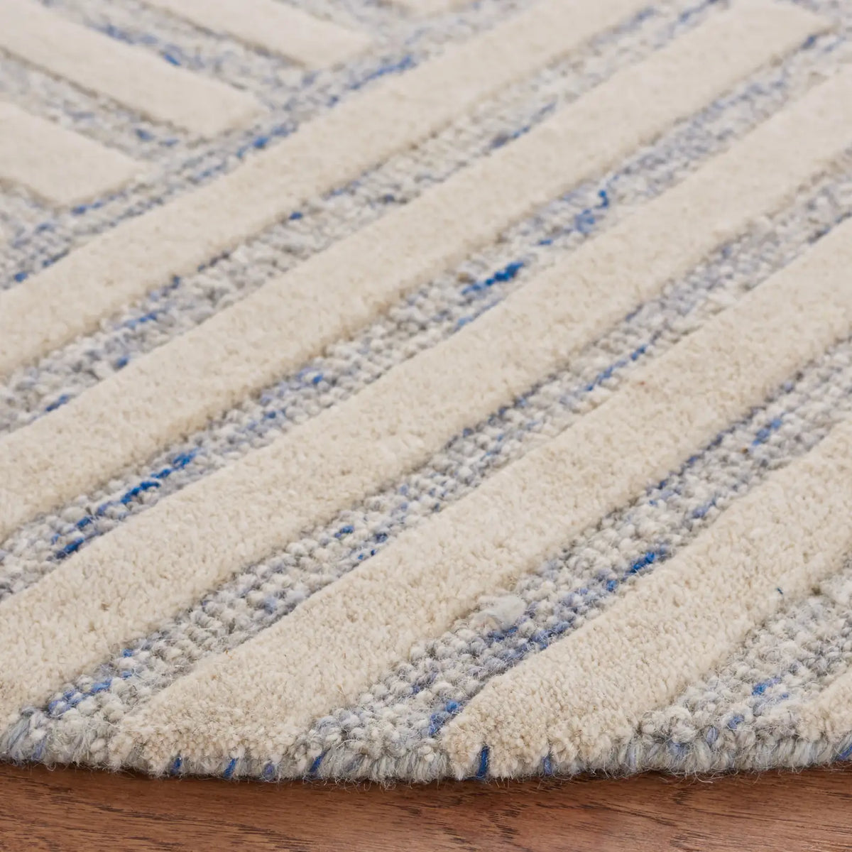Safavieh Metro 6'-0" x 6'-0" Rug in Blue / Ivory