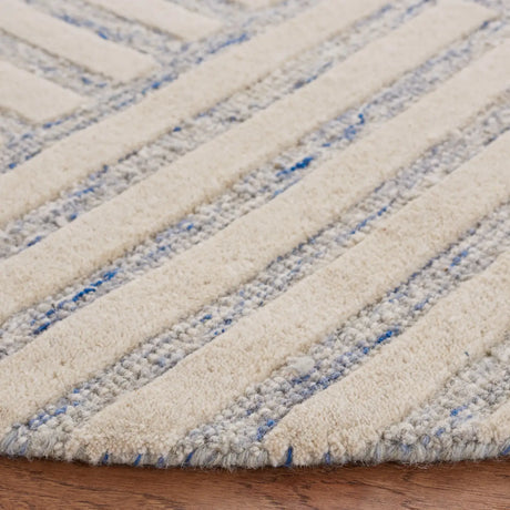 Safavieh Metro 6'-0" x 6'-0" Rug in Blue / Ivory