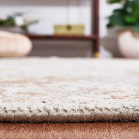 Safavieh Oushak 6'-0" x 9'-0" Rug in Grey / Ivory