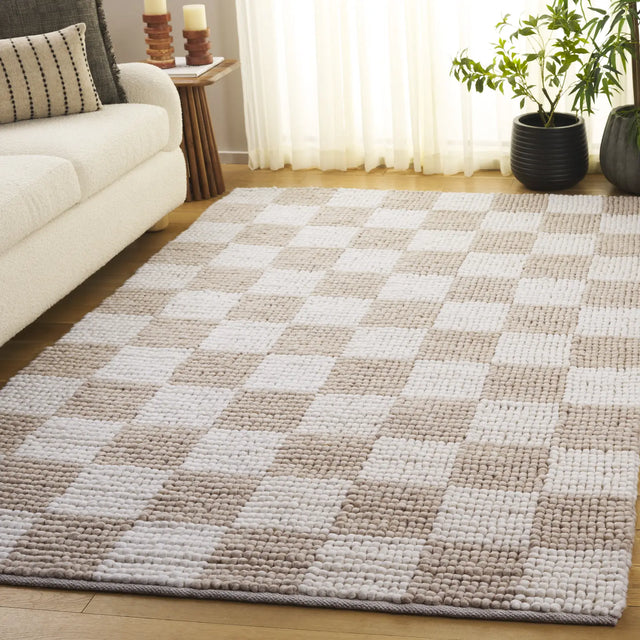 Safavieh Natura 4'-0" x 6'-0" Rug in Taupe / Ivory