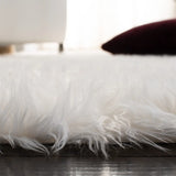 Safavieh Faux Sheep Skin 4'-0" x 6'-0" Rug in Ivory