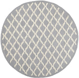 Safavieh Cambridge 6'-0" x 6'-0" Rug in Silver / Ivory