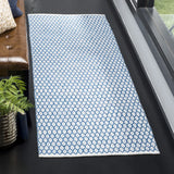 Safavieh Montauk 2'-3" x 7'-0" Rug in Blue / Ivory