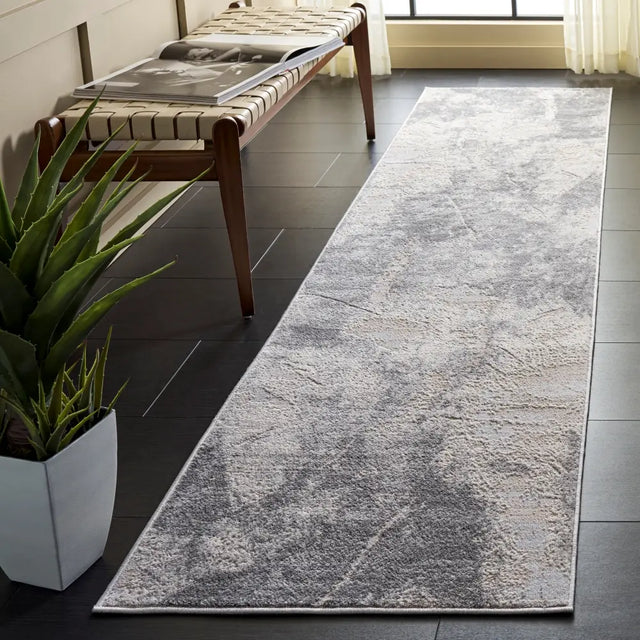 Safavieh Palma 2'-2" x 9'-0" Rug in Grey