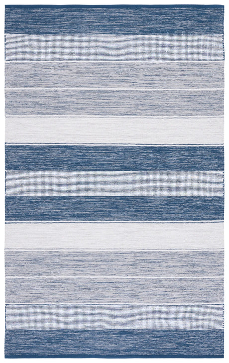 Safavieh Striped Kilim 4'-0" x 6'-0" Rug in Grey / Blue