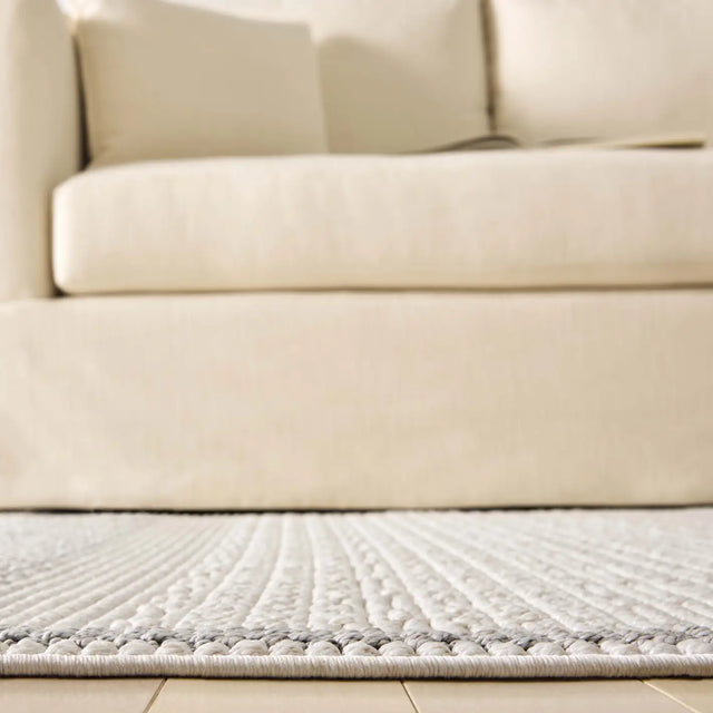 Safavieh Martha Stewart Serenity 4'-0" x 6'-0" Rug in Ivory / Grey