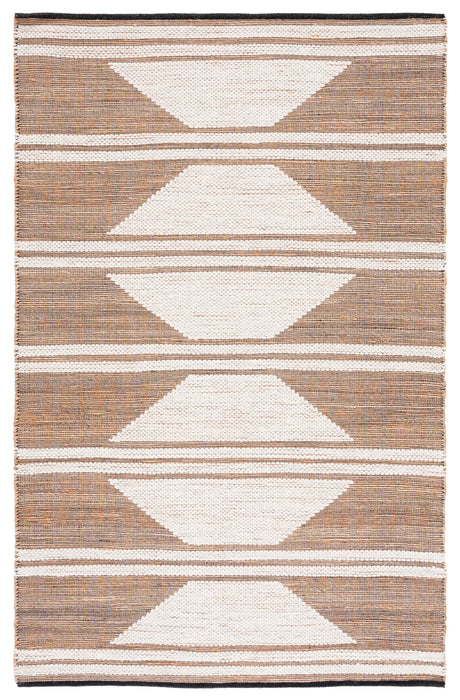 Safavieh Natural Fiber 4'-0" x 6'-0" Rug in Natural / Ivory