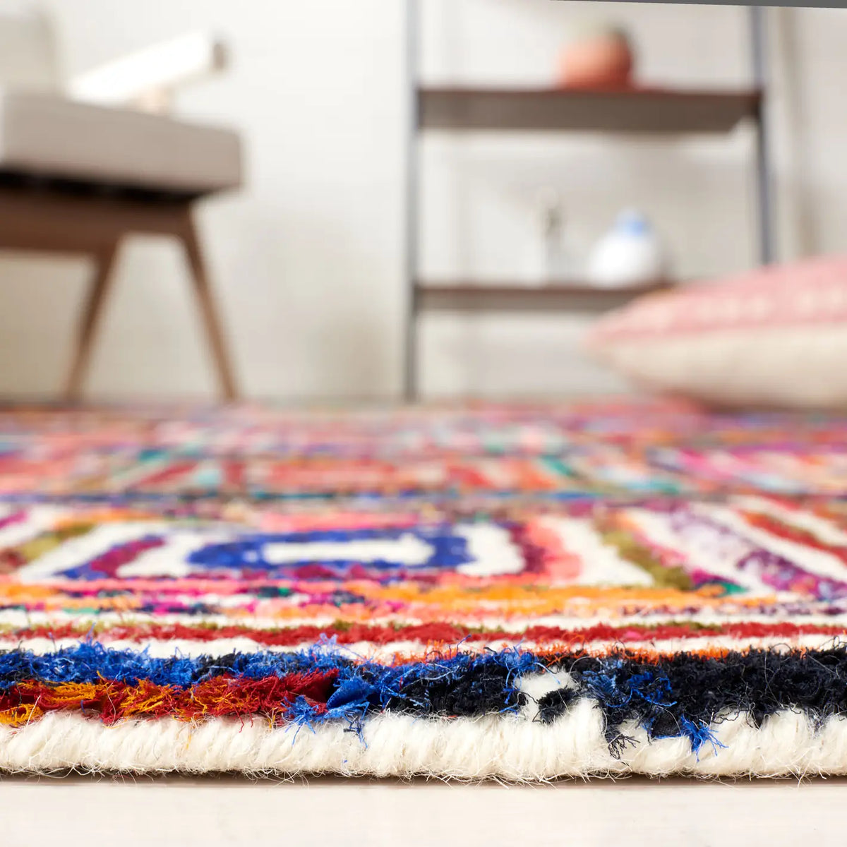 Safavieh Nantucket 4'-0" x 6'-0" Rug in Creme