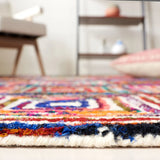 Safavieh Nantucket 4'-0" x 6'-0" Rug in Creme