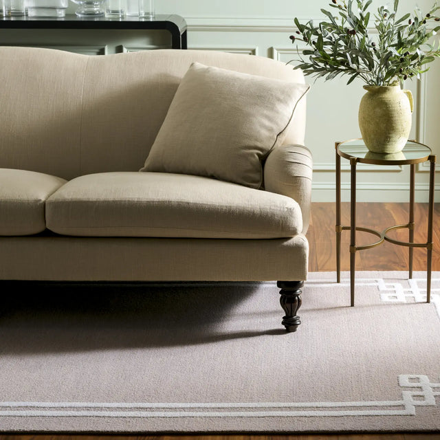 Safavieh Martha Stewart 4'-0" x 6'-0" Rug in Light Grey / Ivory