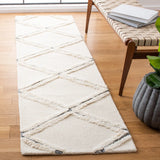 Safavieh Casablanca 2'-3" x 8'-0" Rug in Ivory