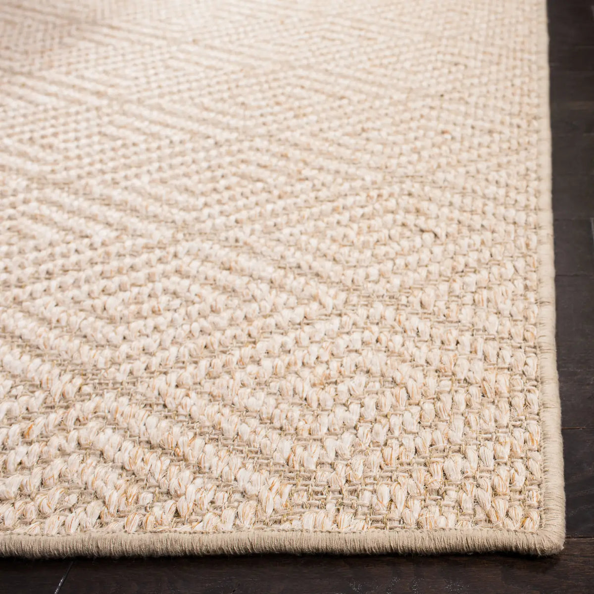 Safavieh Palm Beach 5'-0" x 8'-0" Rug in Beige / Beige
