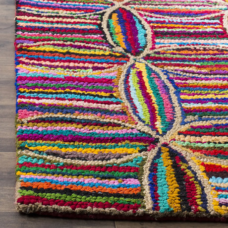 Safavieh Nantucket 4'-0" x 6'-0" Rug in Multi