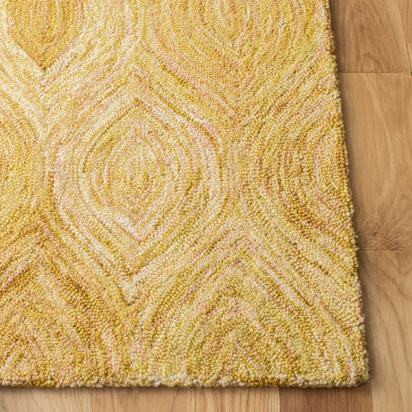 Safavieh Ikat 4'-0" x 6'-0" Rug in Gold