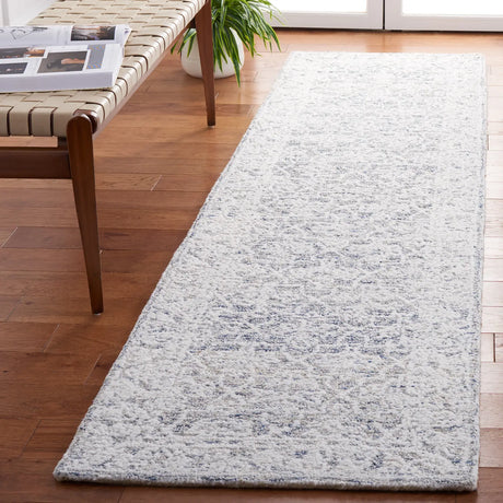Safavieh Metro 2'-3" x 9'-0" Rug in Ivory / Beige