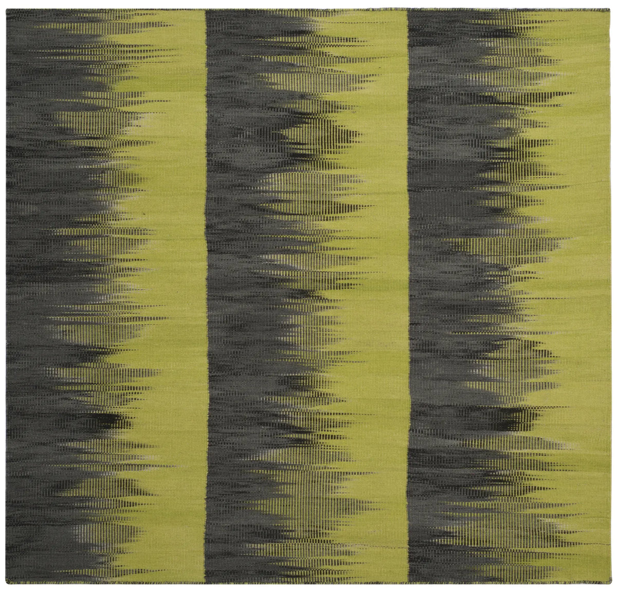 Safavieh Kilim 5'-0" x 5'-0" Rug in Green / Charcoal