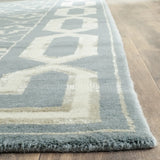 Safavieh Mosaic 8'-0" x 10'-0" Rug in Blue / Beige