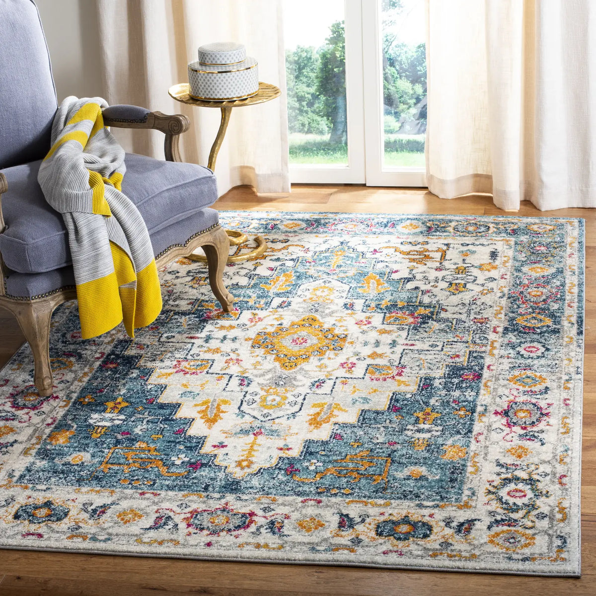Safavieh Madison 4'-0" x 6'-0" Rug in Turquoise / Ivory