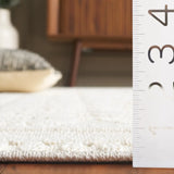 Safavieh Paros 4'-0" x 6'-0" Rug in Ivory