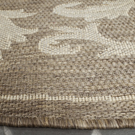 Safavieh Courtyard 6'-7" x 6'-7" Rug in Brown / Natural