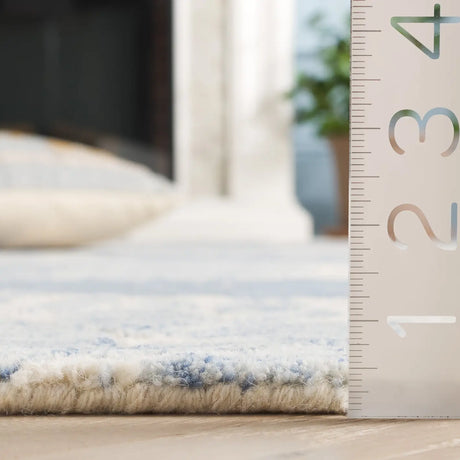 Safavieh Martha Stewart 300 4'-0" x 6'-0" Rug in Ivory / Blue