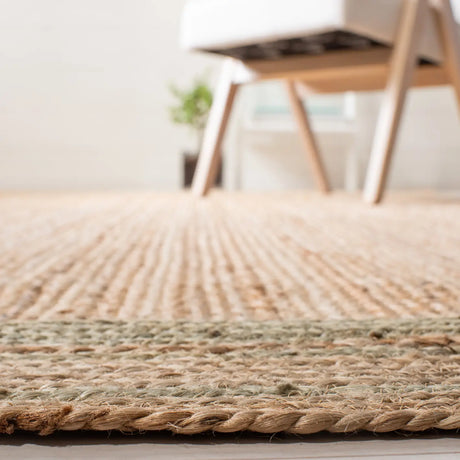 Safavieh Natural Fiber 4'-0" x 6'-0" Rug in Green / Natural