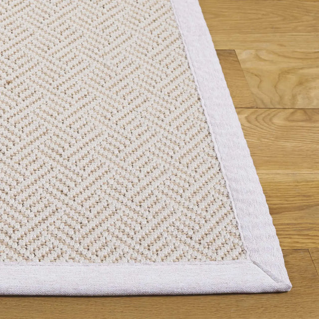 Safavieh Natural Fiber 4'-0" x 6'-0" Rug in Natural / Ivory