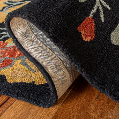 Safavieh Blossom 5'-0" x 8'-0" Rug in Black / Multi