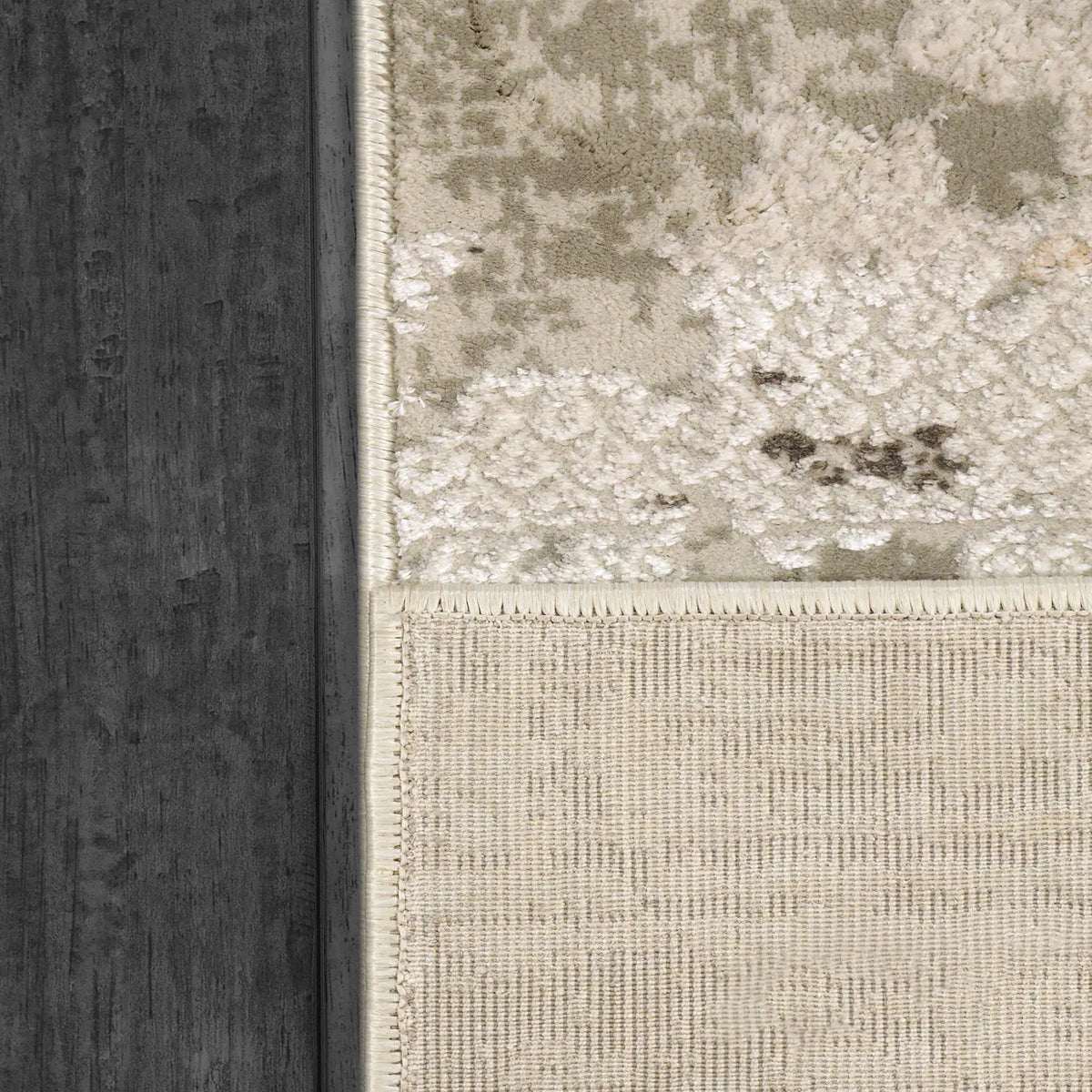 Dynamic Rugs Renaissance 3152 Ivory/Grey Rug - Corner