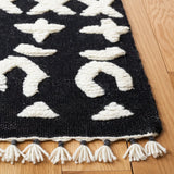 Safavieh Casablanca 4'-0" x 6'-0" Rug in Black / Ivory