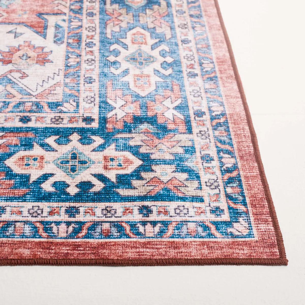 Safavieh Arizona 4'-0" x 6'-0" Rug in Blue / Rust