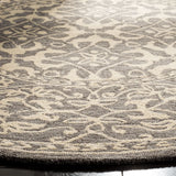 Safavieh Suzani 5'-0" x 5'-0" Rug in Grey / Beige