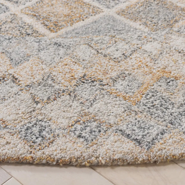 Safavieh Renewal 6'-0" x 6'-0" Rug in Beige / Grey