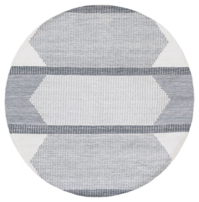 Safavieh Kilim 6'-0" x 6'-0" Rug in Light Grey / Ivory