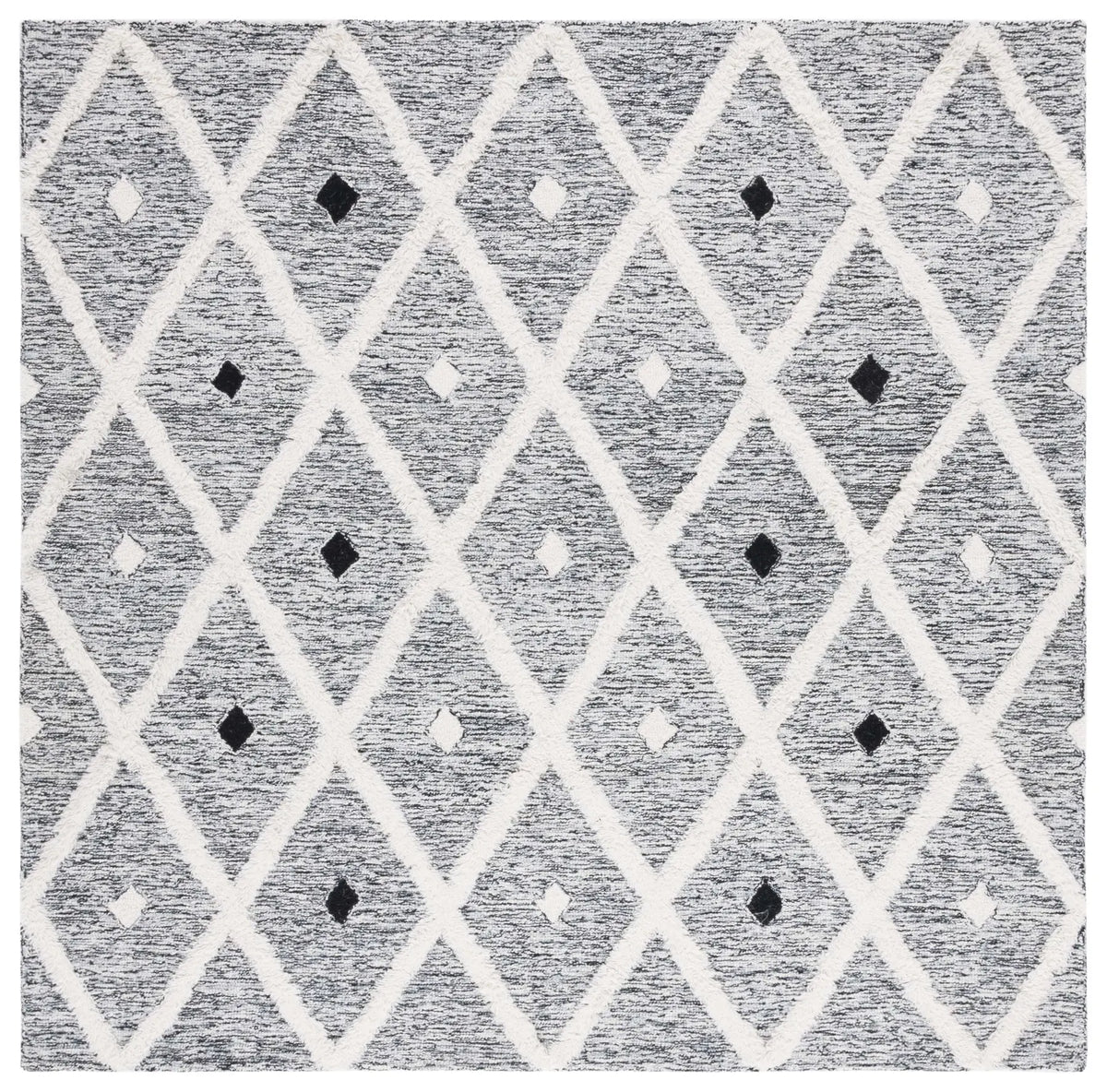 Safavieh Casablanca 6'-0" x 6'-0" Rug in Black / Ivory