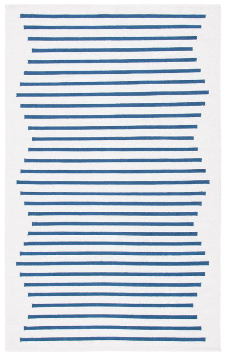 Safavieh Montauk 4'-0" x 6'-0" Rug in Ivory / Navy