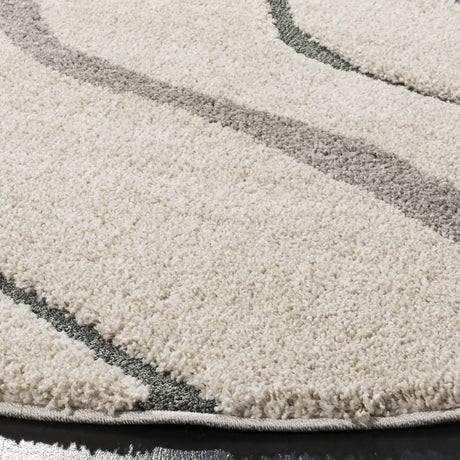 Safavieh Florida Shag 6'-7" x 6'-7" Rug in Cream / Light Blue